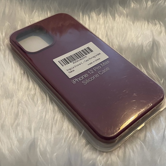 Case for IPhone - Picture 2 of 3